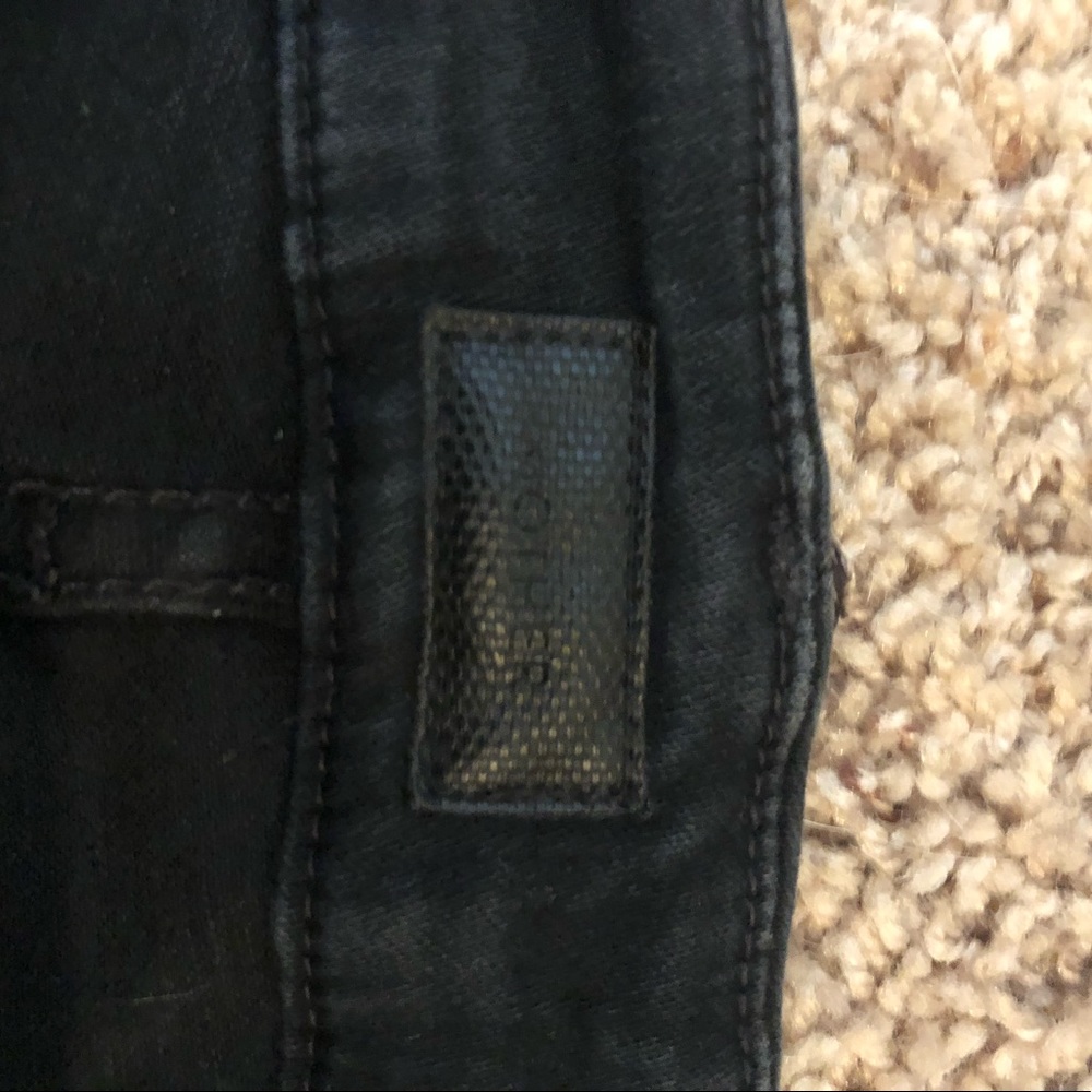 Mother Denim. Black skinny jeans.